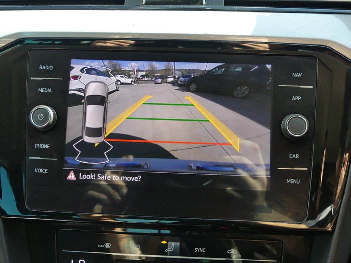 2021 Volkswagen Passat 140TSI Business