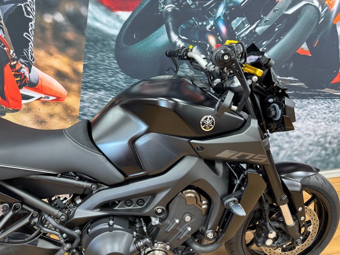 2017 Yamaha MT-09A TECH BLACK