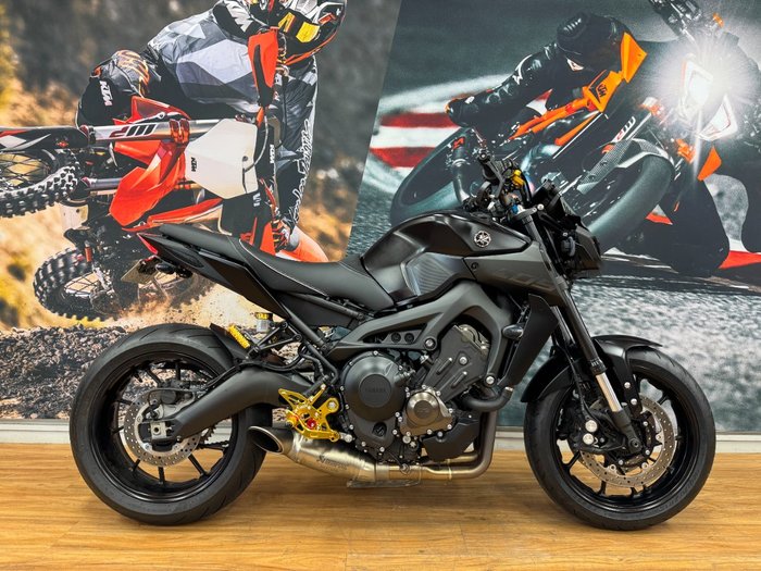 2017 Yamaha MT-09A TECH BLACK