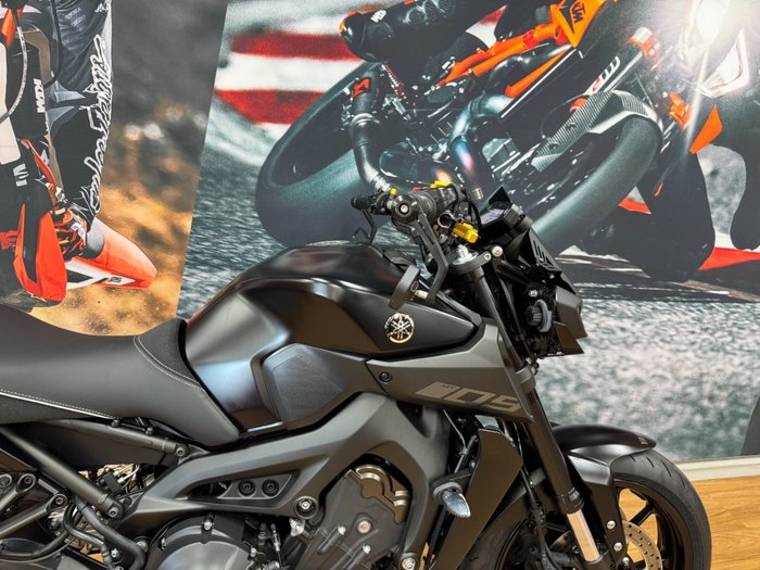 2017 Yamaha MT-09A TECH BLACK