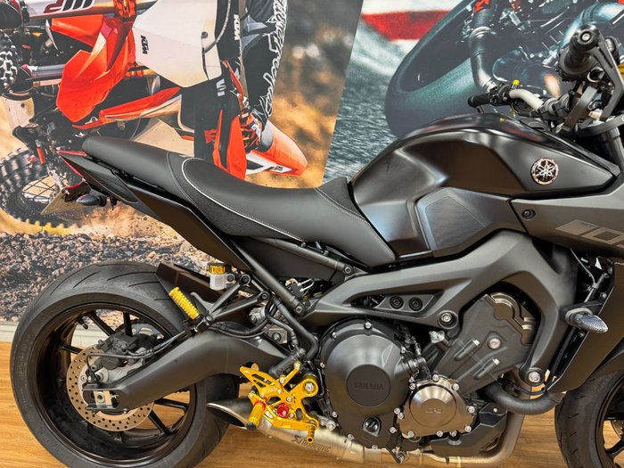 2017 Yamaha MT-09A TECH BLACK