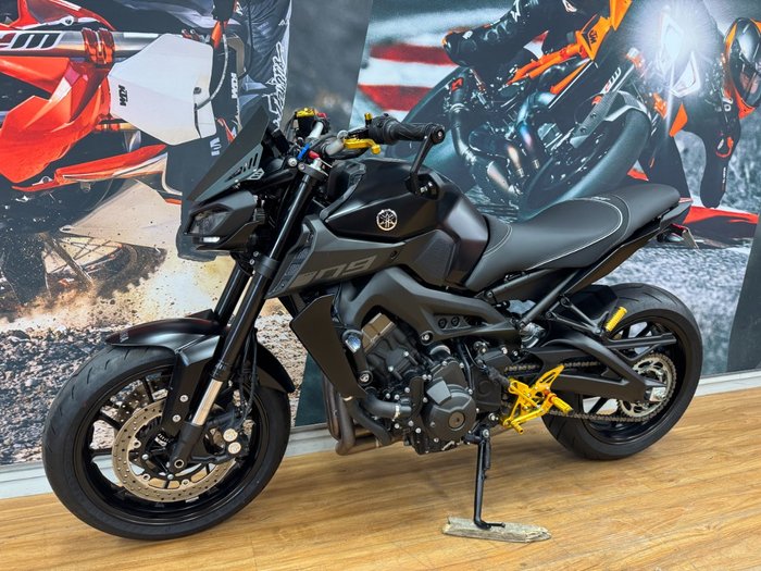 2017 Yamaha MT-09A TECH BLACK