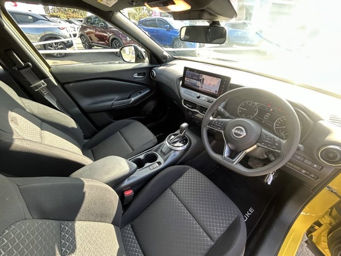 2024 Nissan JUKE ST+