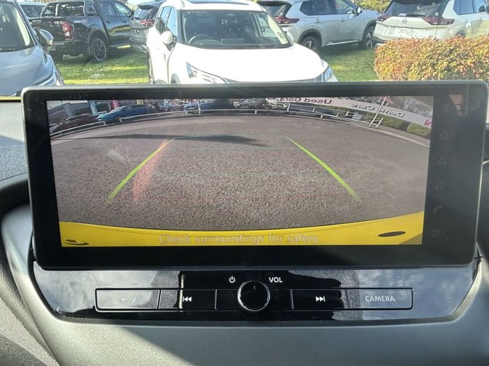 2024 Nissan JUKE ST+