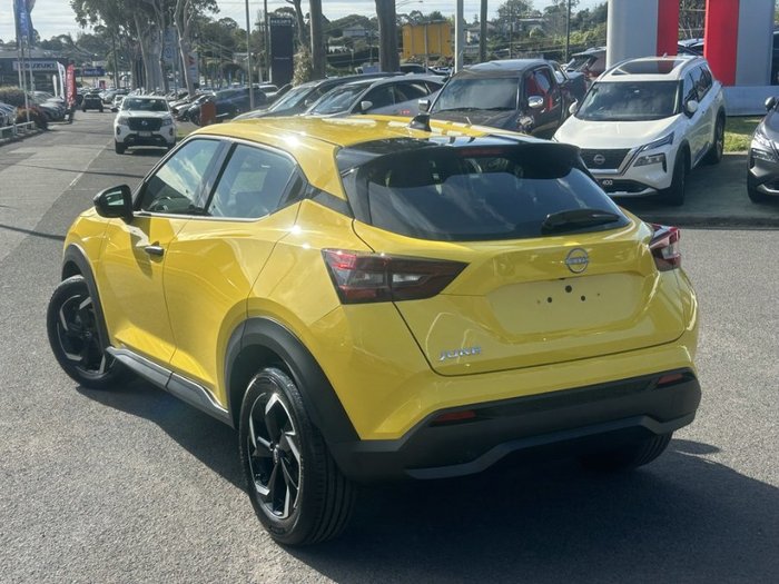 2024 Nissan JUKE ST+