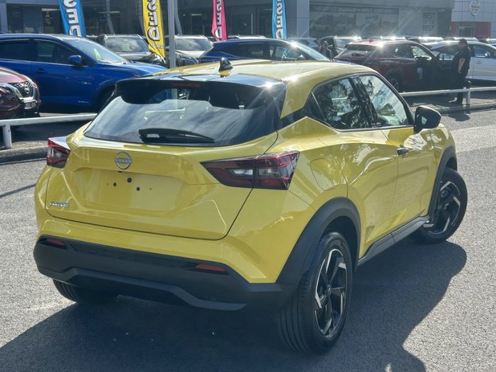 2024 Nissan JUKE ST+