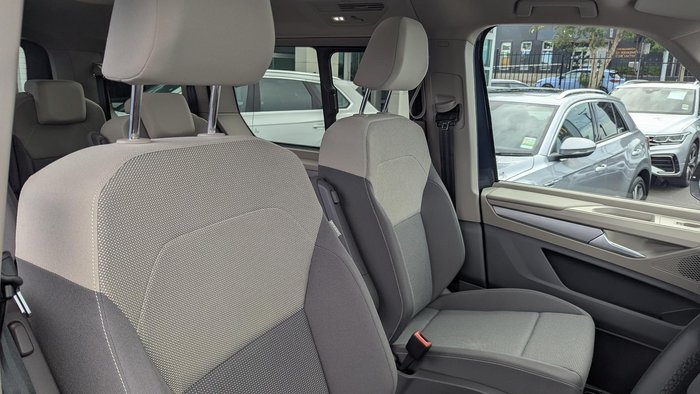 2024 Volkswagen Multivan TDI360 Life T7 MY25 Starlight Blue