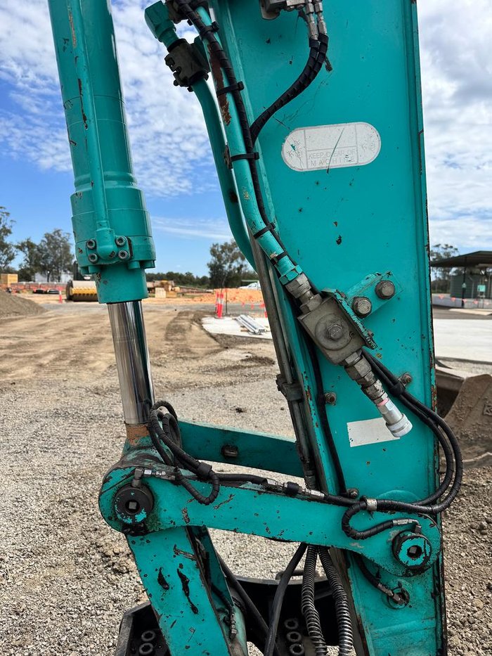 2016 Kobelco Sk135sr-3 Excavator