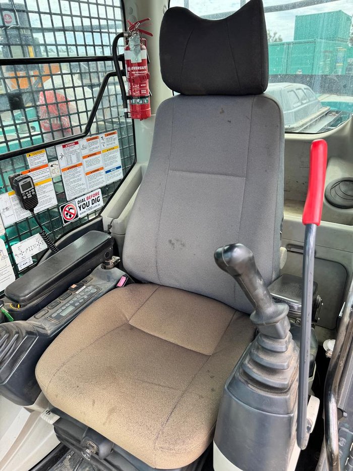 2016 Kobelco Sk135sr-3