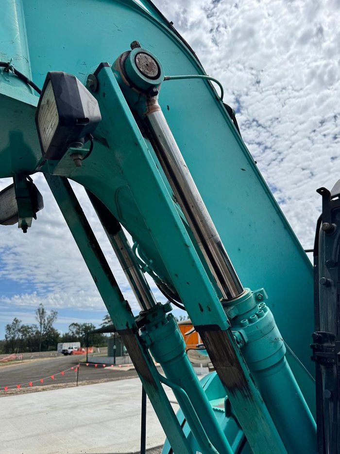 2016 Kobelco Sk135sr-3