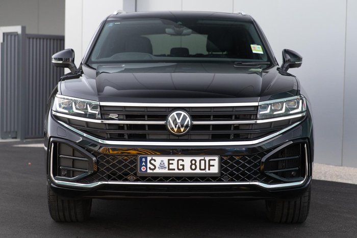 2025 Volkswagen Touareg 210TDI R-Line