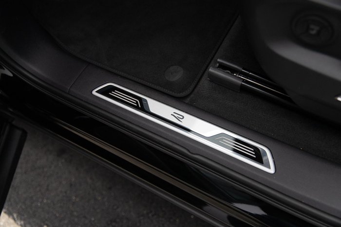 2025 Volkswagen Touareg 210TDI R-Line