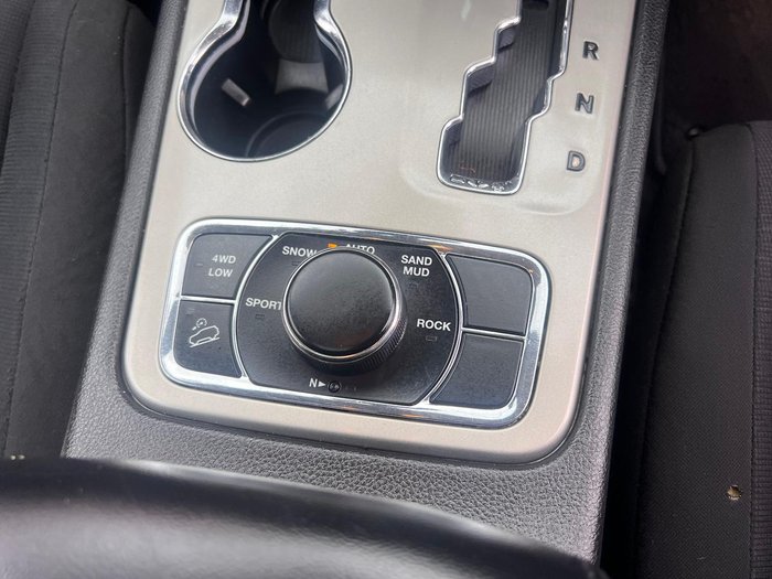 2013 Jeep Grand Cherokee Laredo WK MY13 4X4 Constant Bright Silver