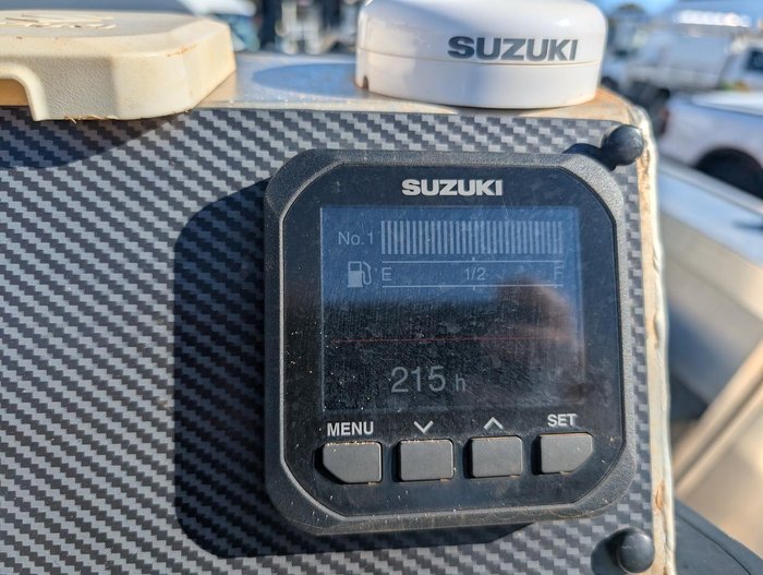 2019 QUINTREX 460 Renegade CC