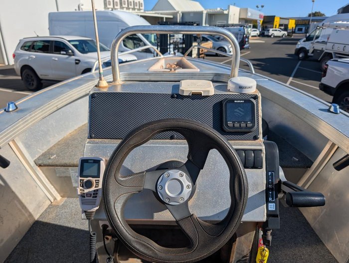 2019 QUINTREX 460 Renegade CC