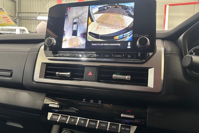 2025 Mitsubishi Triton GLS