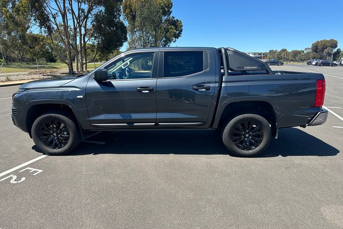 2024 Mitsubishi Triton GLX-R