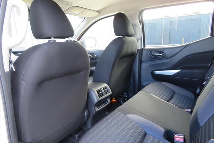 2024 Nissan Navara Black Edition