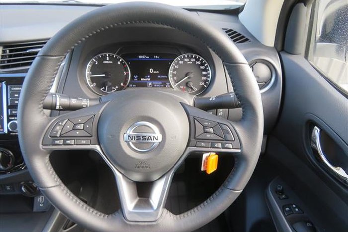 2024 Nissan Navara Black Edition