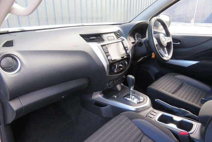 2024 Nissan Navara Black Edition