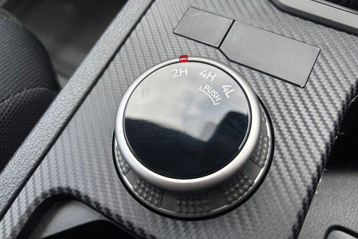 2024 Mitsubishi Triton GLX