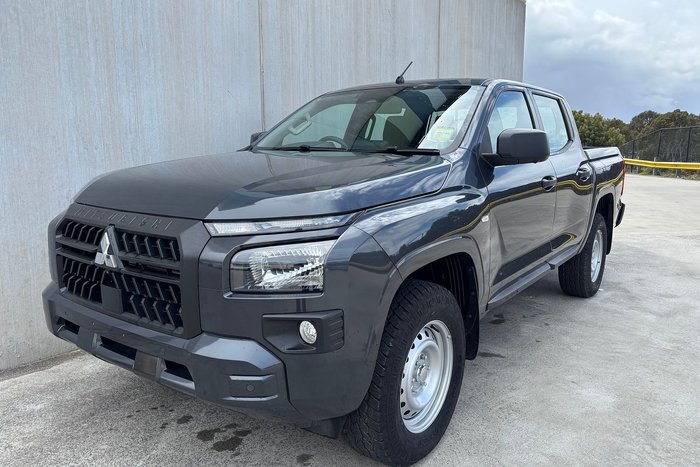 2024 Mitsubishi Triton GLX