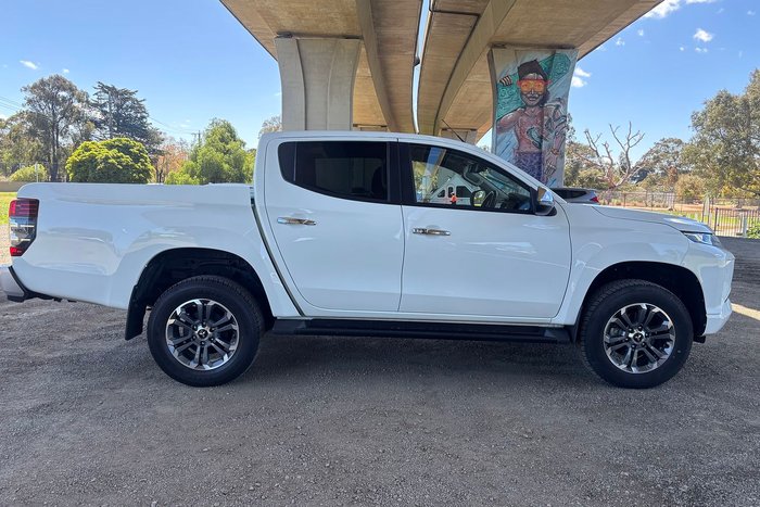 2023 Mitsubishi Triton GLS