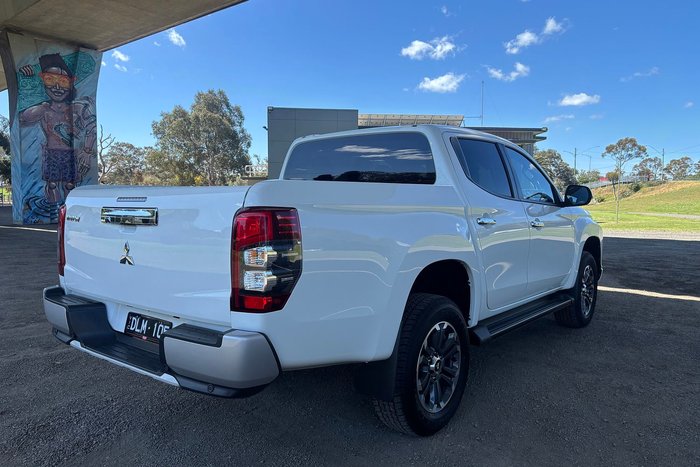 2023 Mitsubishi Triton GLS