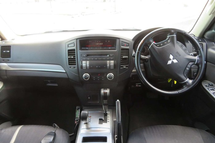 2012 Mitsubishi Pajero GLX-R