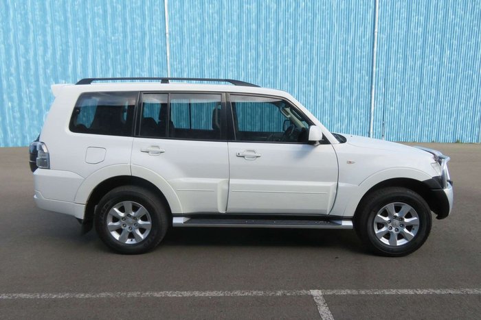 2012 Mitsubishi Pajero GLX-R