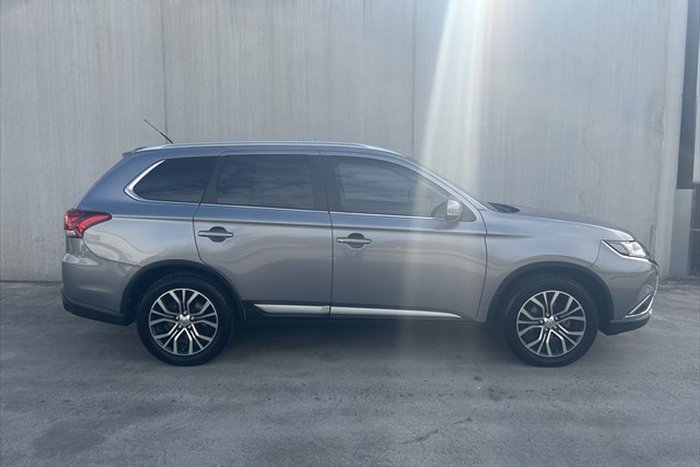 2015 Mitsubishi Outlander XLS