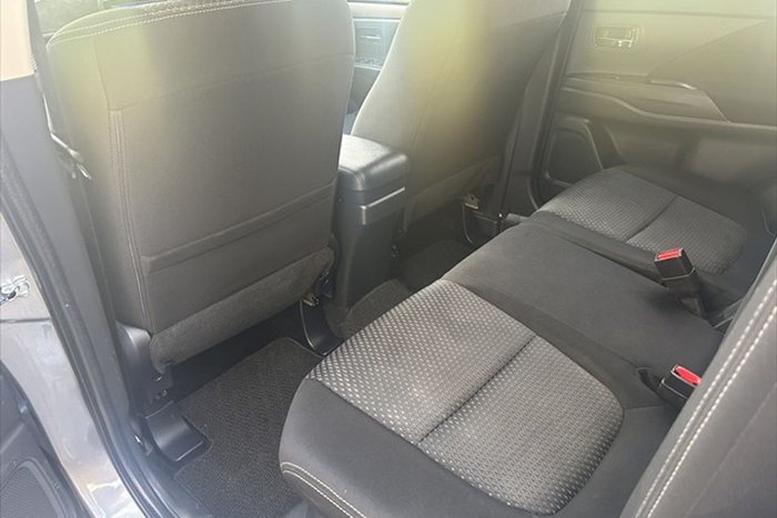 2015 Mitsubishi Outlander XLS