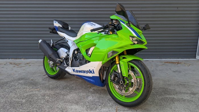 2024 Kawasaki NINJA ZX-6R (636) KRT EDITION Green