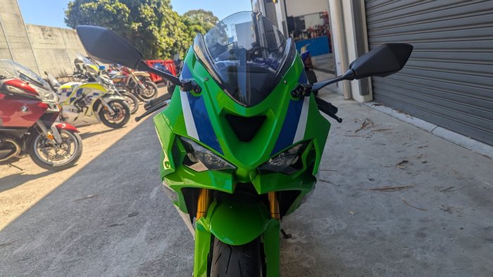 2024 Kawasaki NINJA ZX-6R (636) KRT EDITION Green