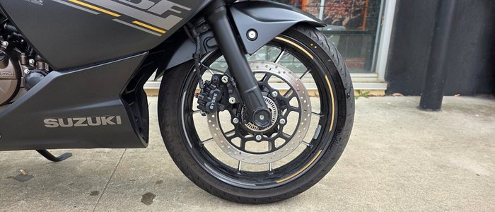 2023 Suzuki GIXXER BLACK