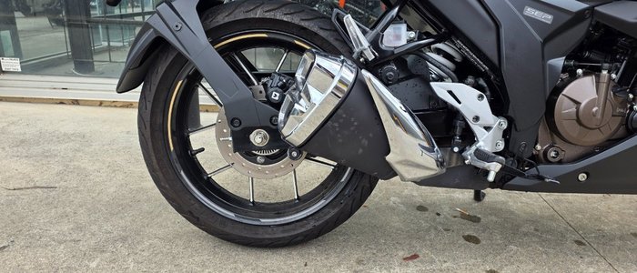 2023 Suzuki GIXXER BLACK