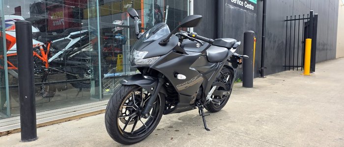 2023 Suzuki GIXXER BLACK