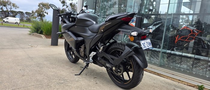 2023 Suzuki GIXXER BLACK