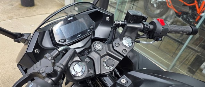 2023 Suzuki GIXXER BLACK