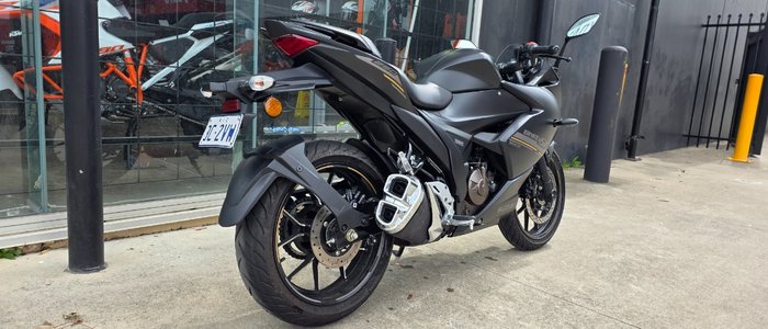 2023 Suzuki GIXXER BLACK
