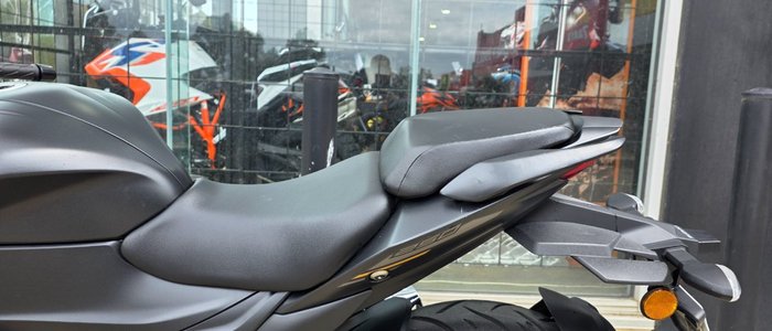 2023 Suzuki GIXXER BLACK