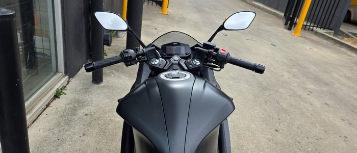 2023 Suzuki GIXXER BLACK