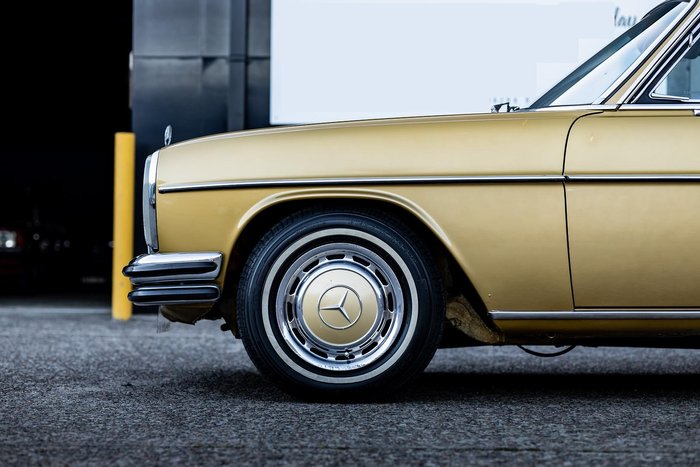 1973 Mercedes-Benz 280CE W114 Gold