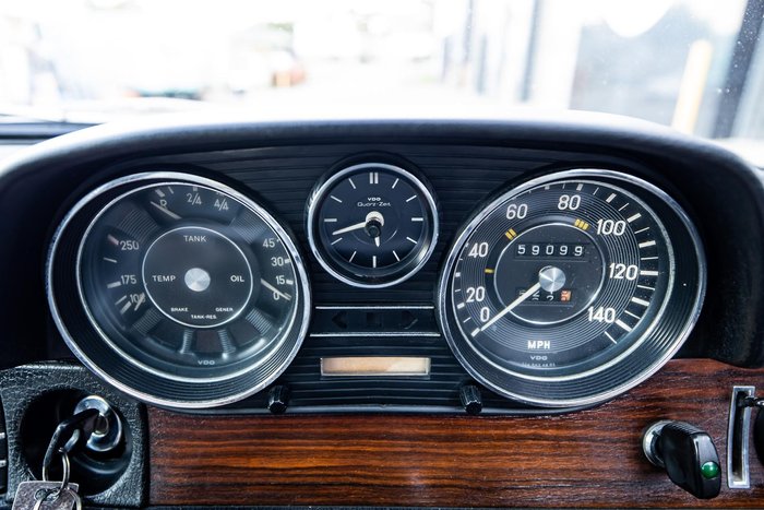 1973 Mercedes-Benz 280CE W114 Gold