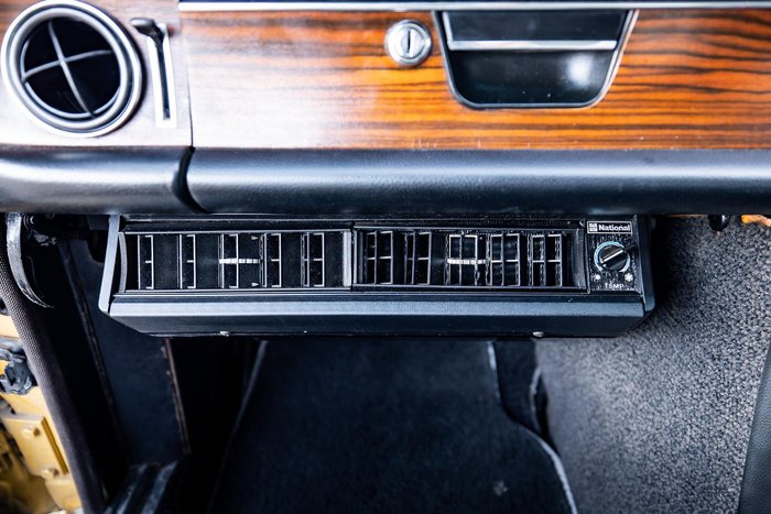 1973 Mercedes-Benz 280CE W114 Gold