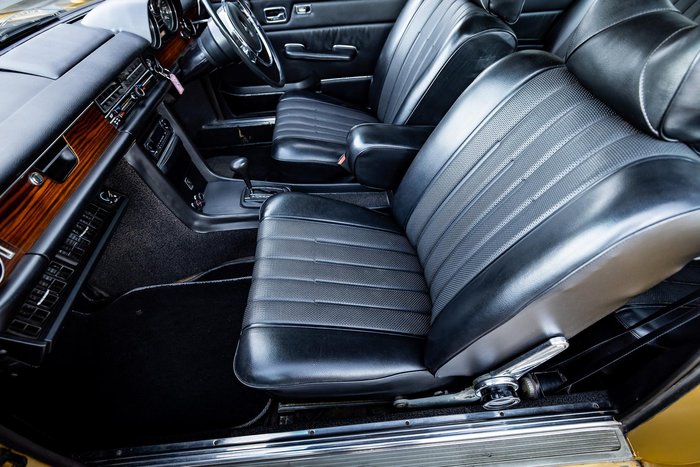 1973 Mercedes-Benz 280CE W114 Gold