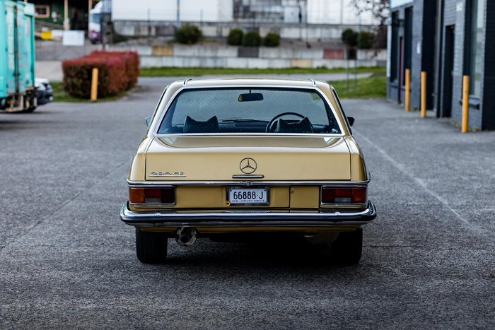 1973 Mercedes-Benz 280CE W114 Gold