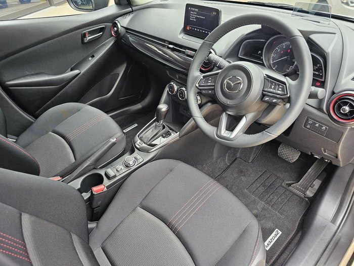 2025 Mazda 2 G15 Evolve