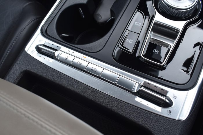 2024 Kia Carnival GT-Line HEV KA4 PE MY25 Snow White Pearl