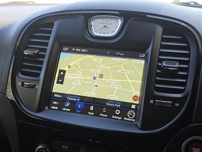 2021 Chrysler 300 SRT Core LX MY21 Bright White